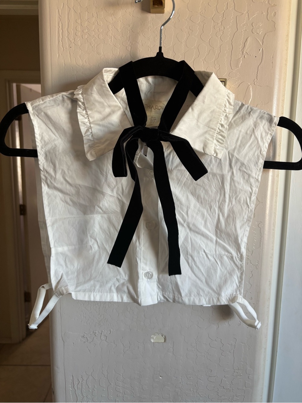 NWOT Cynthia Rowley Cropped White Collared Tie-Front Collar